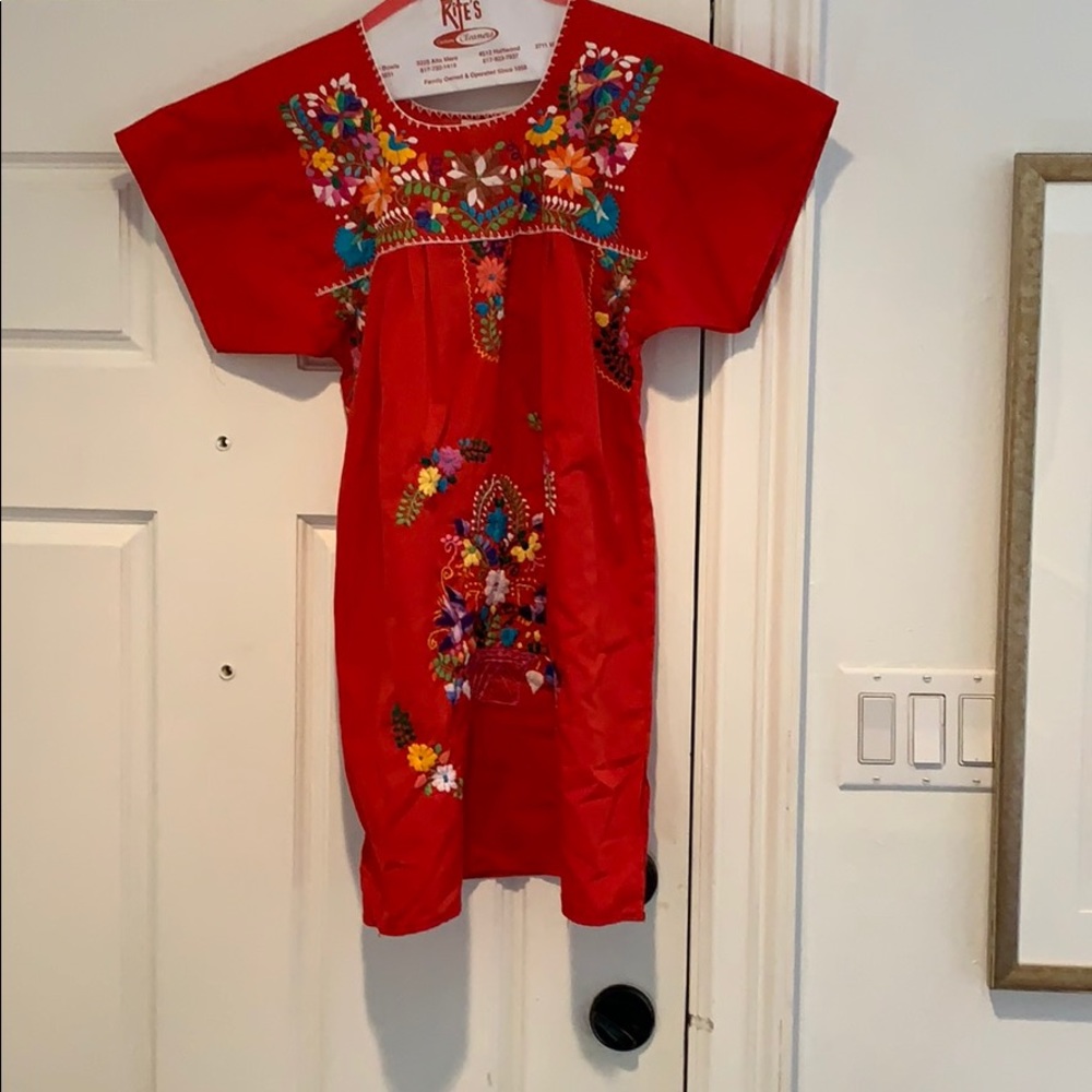 Embroidered Mexican Style Dress - Super Cute On!